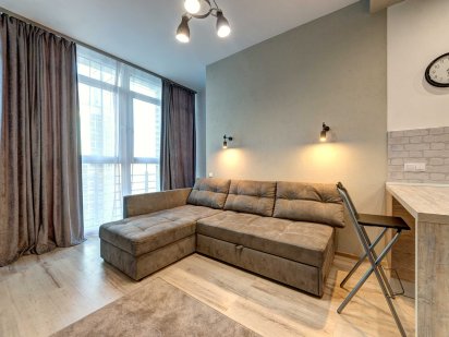 Посуточно 2к квартира по адресу ул. Драгомирова м. Дружбы народов Киев