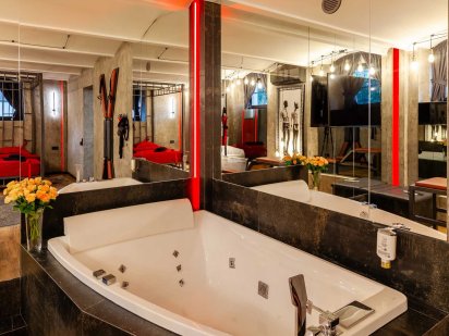 Апартаменти з джакузі у центрі Львова Львів