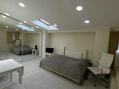 Студия, центр Харькова. Сдам посуточно квартиру, м.Научная Харьков