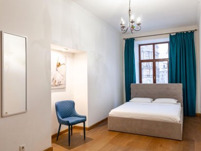 Оренда квартири подобова,центр Львова Romari площа Міцкевича Львів