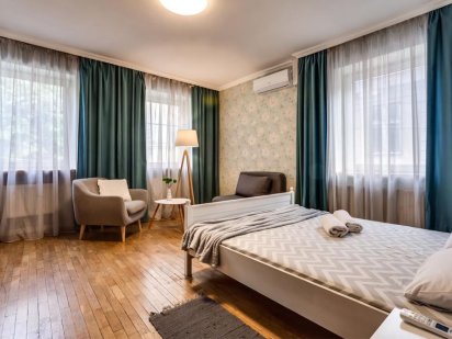 Подобова оренда центр міста!!! Львів