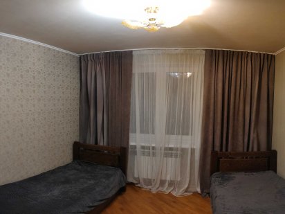 Подобово 3-х кім квартира близькість до виїзду з міста Харьков