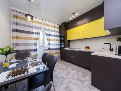 Киевский район, Альтаир 2,посуточно,понедельно ,  есть паркинг Одесса