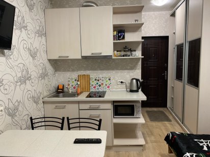 Здам  свою студію біля метро Харьков