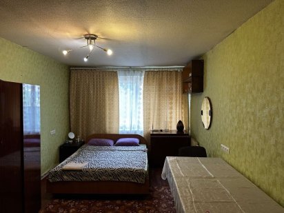 Сдам посуточно гостинку метро Малышева Харьков