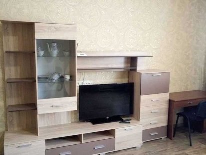 2-ком. кв.м.Научная прямо под домом, недалеко госпиталь, две спальни. Харьков