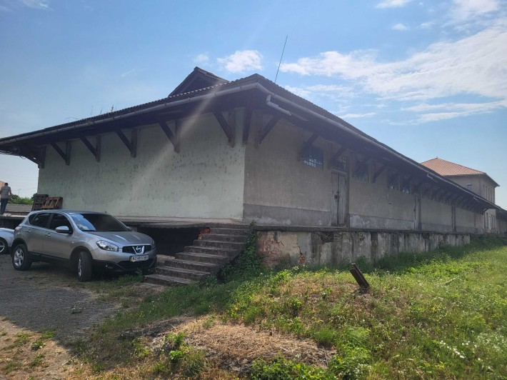 Комплекс складів та будівель, Закарпатська обл., м.Мукачево - фото 1