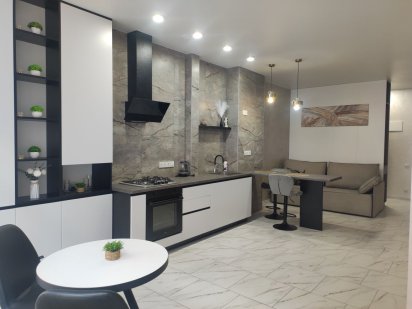 Сдам посуточно евродвушка  ,ЖК Авиньон первая линия моря.Таирова. Одеса