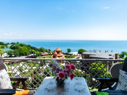 Аркадия посуточно , Аркадийский дворец с видом на море и террасой Одесса