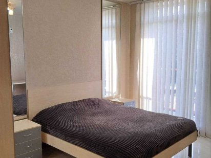 Центр, новострой, уютная 2-ком. кв.  м.Научная 3 мин.  рядом госпиталь Харьков