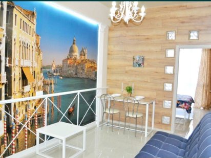 2к дизайнерская квартира студия, Франц.бульва Харьков