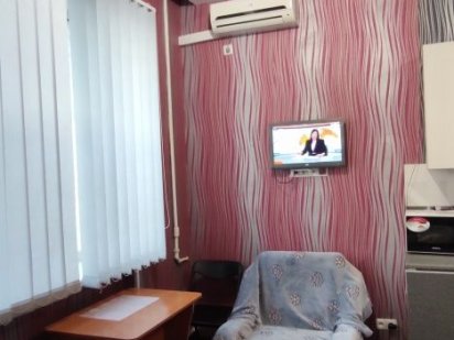 1к біля метро Спортивна, Стадіон, погодинно Харьков