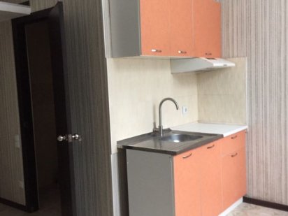 Аренда посуточно центр , возле метро, транспорт,ремонт, мебель,отдых Харьков