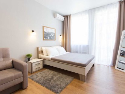 LUX Пушкинская, Университет на 3 человека. Харків