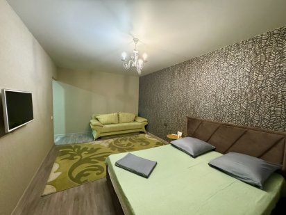 Подобово. Салтовка ЦНАП.  1-ком посуточно/почасово. Харків