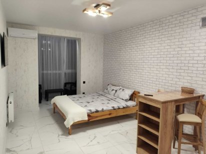 Квартира з ремонтом в новобудові "Оранж Сіті" (центр міста) Вараш