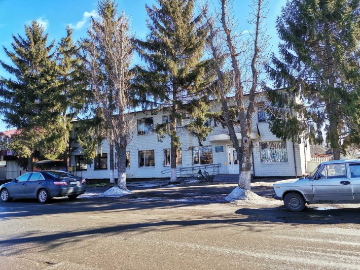 ПРОДАЖ - Громадський будинок, площею 107,2 кв.м. м. Решетилівка - фото 1