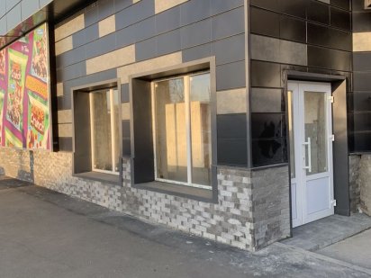 Продаж 452 м2. Ціна 1м2 200 USD. Полтава