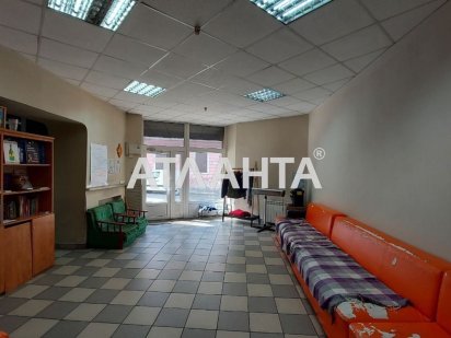 Магазин, офіс, аптека, салон, клініка -  110 м2 в Центрі Черновцы