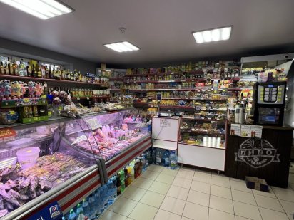 Продаж діючого продуктового магазину на Червонія Рівне