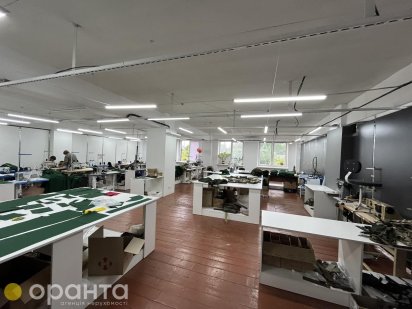 Продаж цілого поверху комерціних приміщень 654 м² близько центру Тернопіль