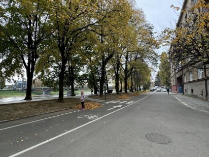 Продаж комерції. Набережна Незалежності. Центр міста Ужгород