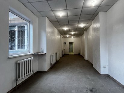 Фасадне приміщення в центрі, вул.Благовісна Супер автом.трафік Черкаси