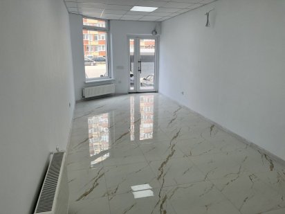 Продається комерційне приміщення вул.Злуки Тернополь