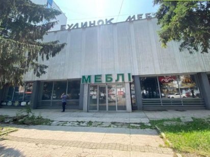 Продажа частини двоповерхового нежитлового будинку м. Ужгород, центр м Ужгород