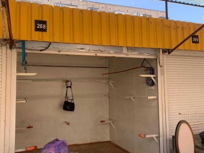 Продаж торгового місця з на ринку на вулиці Ентузіастів магазин Черновцы