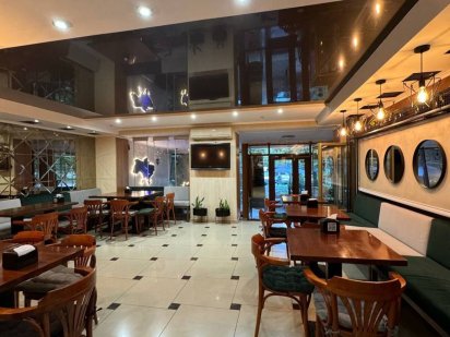 Продаж приміщення з бізнесом по вул.Восьмого березня Ужгород