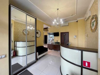 Продажа оборудованного Салона Красоты (клиники) , ул. Драгоманова 6А Київ