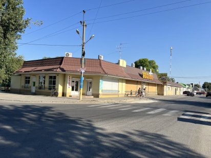 Продам будівлю комерційного призначення пл. 629 м.кв. від власника Дніпро