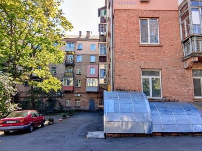 Продам подвальное помещение Голосеевский проспект 90/2 Київ