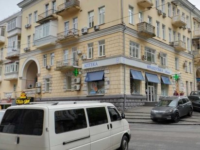 Центр Києва, метро Хрещатик, Лютеранська 3 Киев