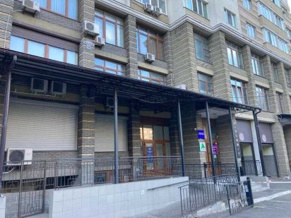 Продаж Фасадного Приміщення на Науки ! 205 кВ !Банк! Стоматологія Киев