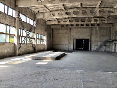 Майновий комплекс в Житомирі, 2,4га землі у власності! Житомир