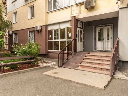 Продаж нежитлового під різні види бізнесу.  Ю. Здановської 83-а Київ