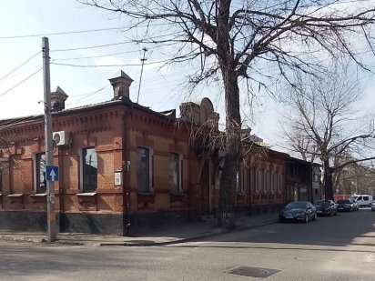 Продам отдельно стоящее здание в ЦЕНТРЕ Кропивницького Кропивницкий