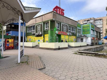 Продам приміщення біля АТБ вул. Сержа Лифаря, 1 Киев