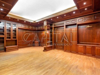 Продаж / Офіс / Голосіївський /  вул. Жилянська / 460 м2 Київ