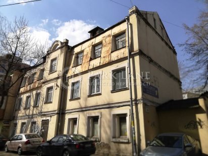 Нежитловий фасадний будинок 442кв.м.+7.2соток. Дмитрівська 29. Київ