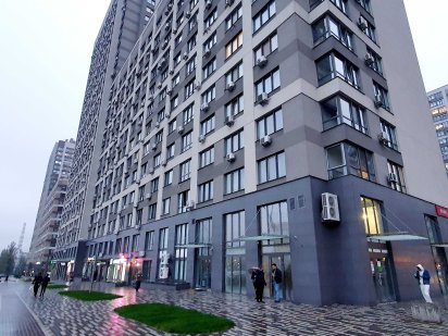 ЖК Варшавский. Н/ф  -1 этаж. 163 кв.м. Фасад на Трц Ретровиль. Без %. Київ