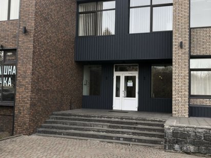 Приміщення під медичний центр,Вул.Лукʼянівська,1 Киев