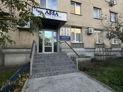 Продаж фасадного приміщення 285 м2, Вул. Ахматової, Позняки,Осокорки Київ