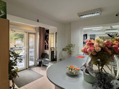 Продам действующий салон красоты на ж/м Солнечный! 62кв.м. Дніпро