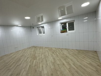 750$/м2, продаж приміщення на Тракті Глинянському