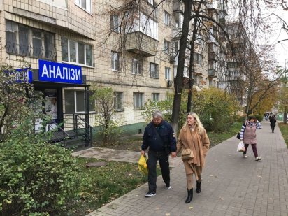 Метро КПІ продаж приміщення на першому поверсі Киев