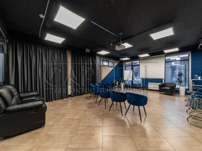 Продаж Фасадного Приміщення з РЕМОНТОМ ЖК Delmar вул. Драгомірова 4б Киев