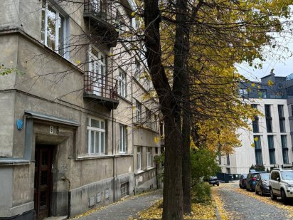 Продаж  приміщення  бічна вул.Личаківської під офіс, магазин Львів